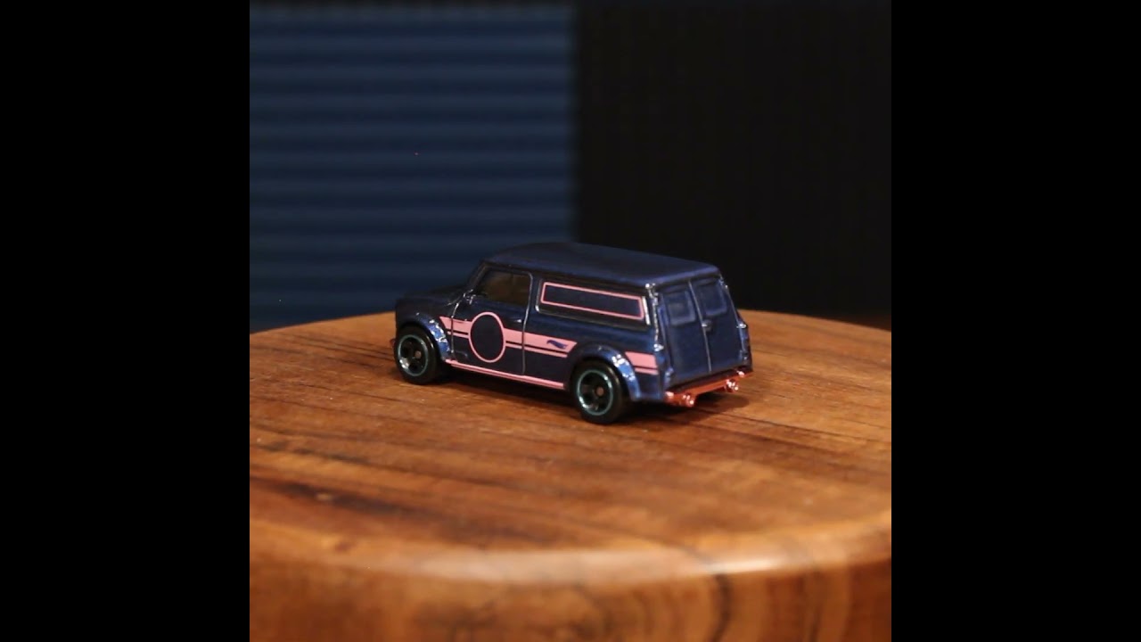 ’67 Austin Mini Van from 54th Anniversary: Blue and Pink – Hot Wheels Basic (2022)