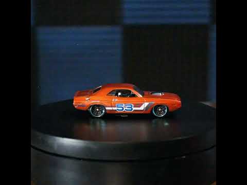 ’70 Dodge Hemi Challenger from 53rd Anniversary: Orange and Blue – Hot Wheels Basic (2021)