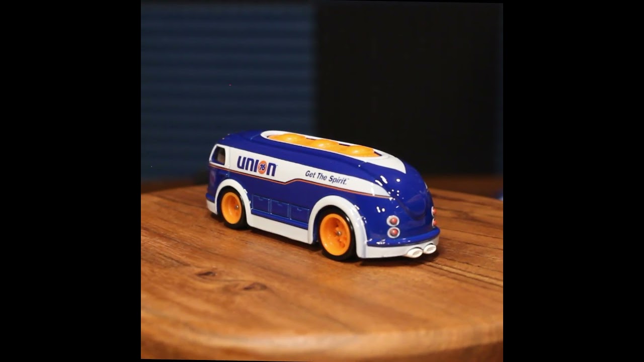 Haulin’ Gas from Vintage Oil – Hot Wheels Premium (2023)