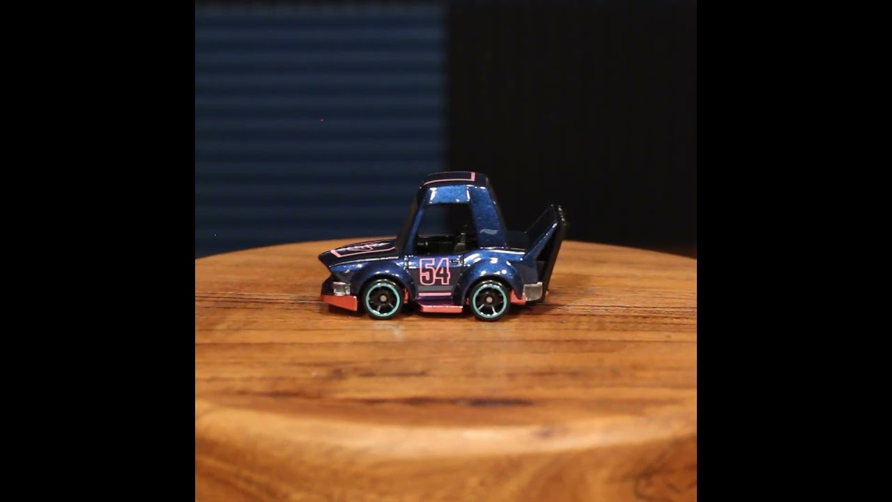 Manga Tuner from 54th Anniversary: Blue and Pink – Hot Wheels Basic (2022)