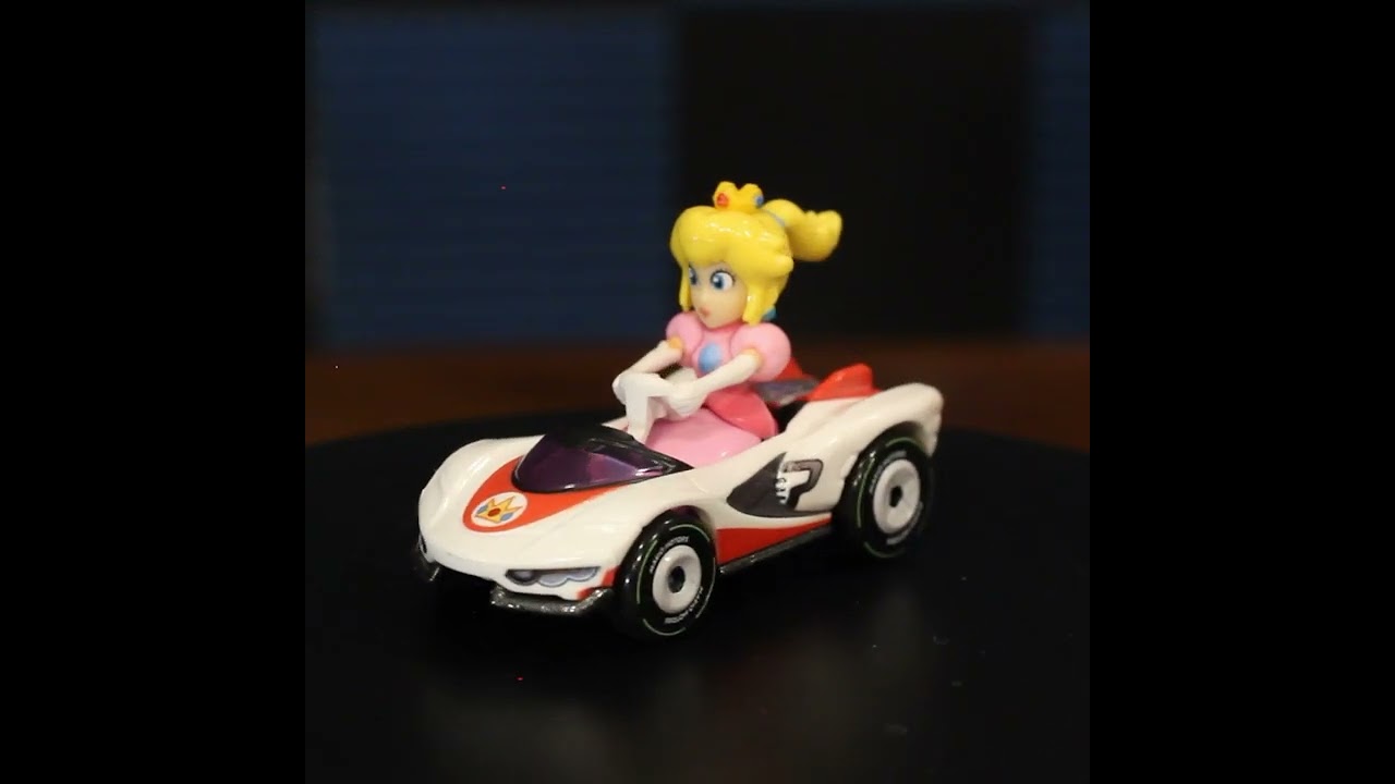 Princess Peach P-Wing from Mario Kart Replicas – Hot Wheels (2020)